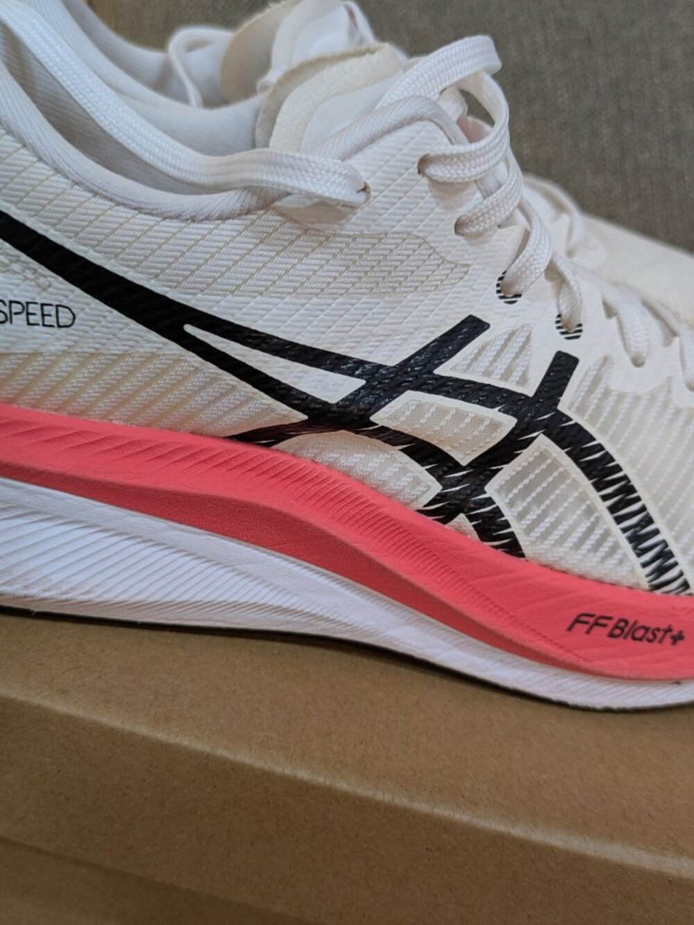 ASICS Wmns Magic Speed 3 White Black Pink Women's Size 7.5 Overall Good Conditi - Picture 3 of 8
